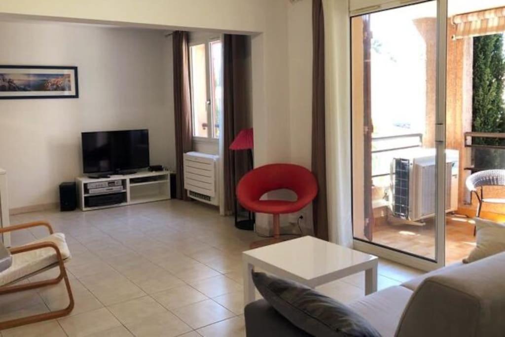 Appartement 60M2 - 2 Chambres A Une Minute Des Plages, Parking Prive Sausset-les-Pins Buitenkant foto